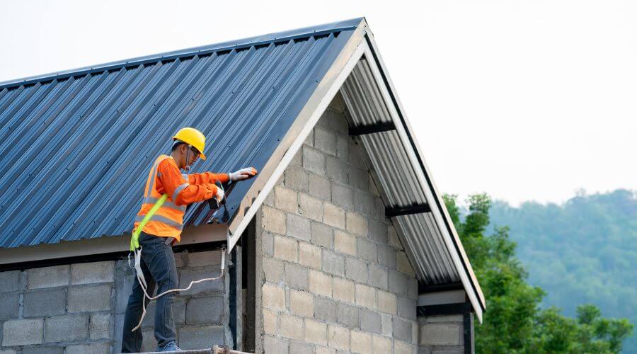 Expert Emergency Roof Repairs services in Vining, MN